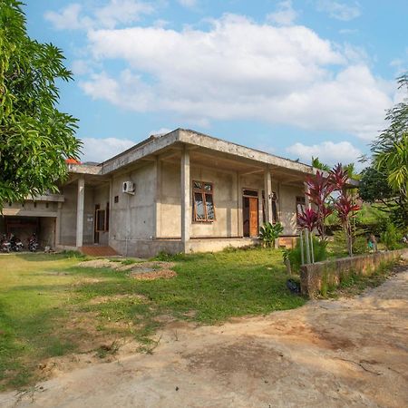 Oyo 92587 Homestay Romauli Kampung Radja Jambi Εξωτερικό φωτογραφία