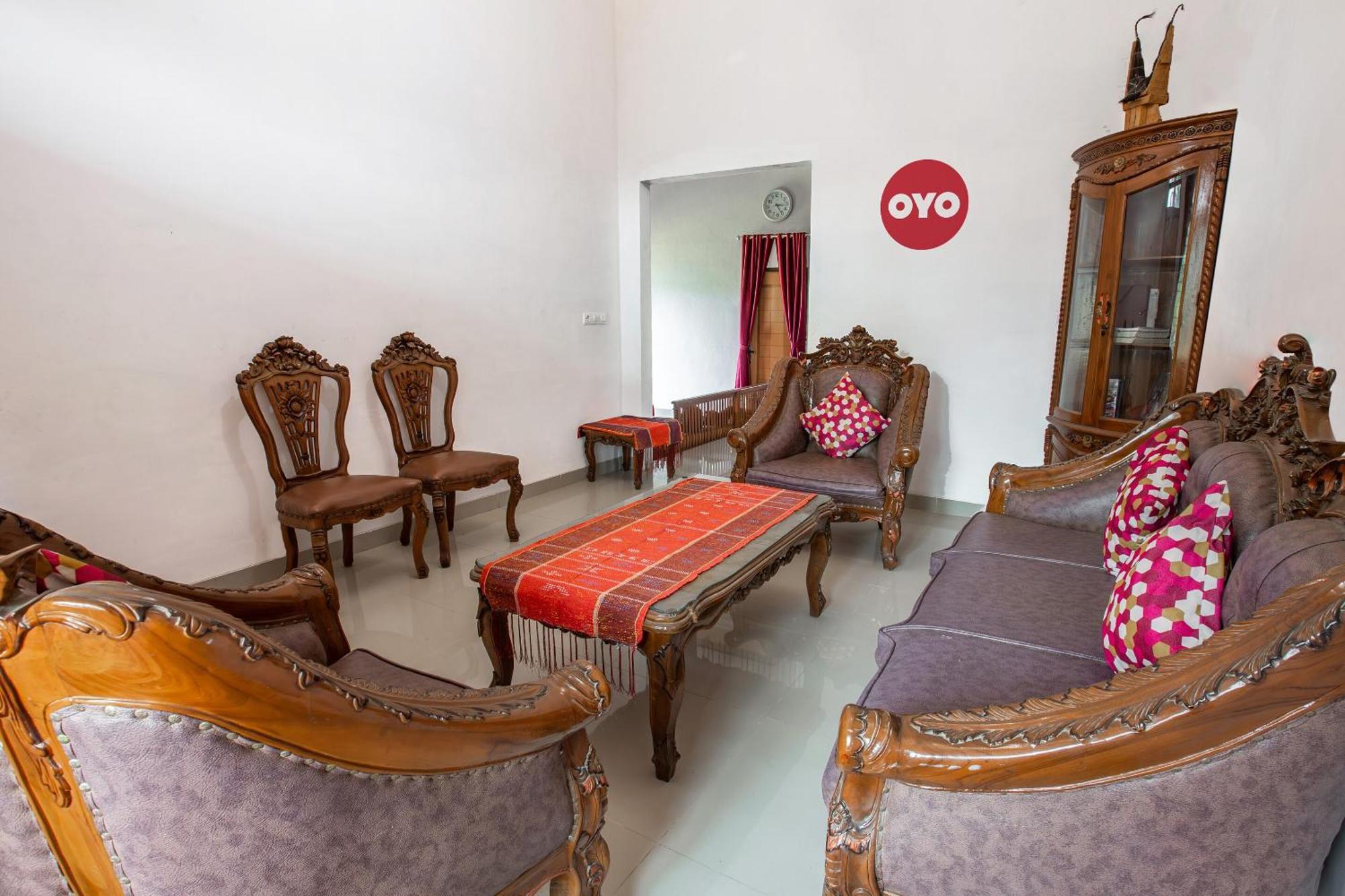 Oyo 92587 Homestay Romauli Kampung Radja Jambi Εξωτερικό φωτογραφία