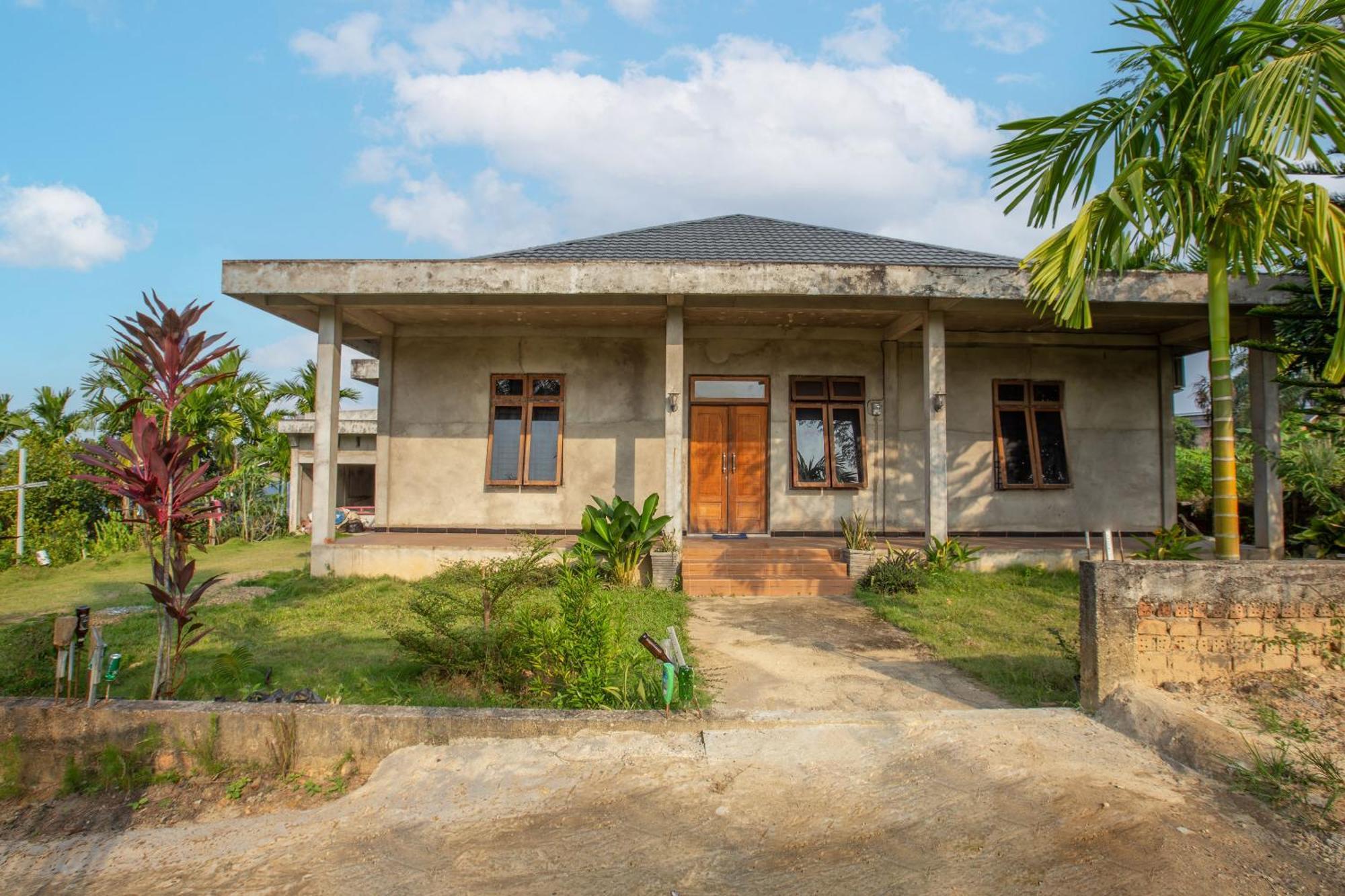 Oyo 92587 Homestay Romauli Kampung Radja Jambi Εξωτερικό φωτογραφία